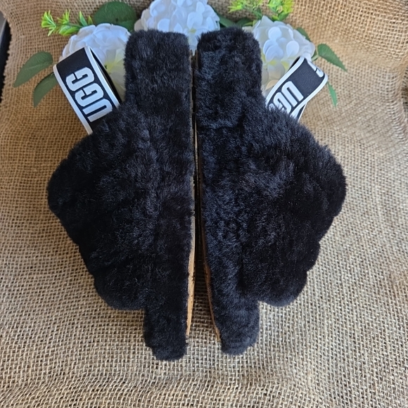 UGG Fluff Yeah Slide Black Sheepskin Womens 6 - Picture 4 of 9